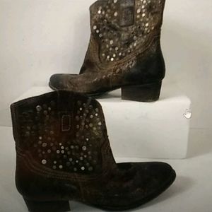 Diba True flying solo boots size 6 1/2
